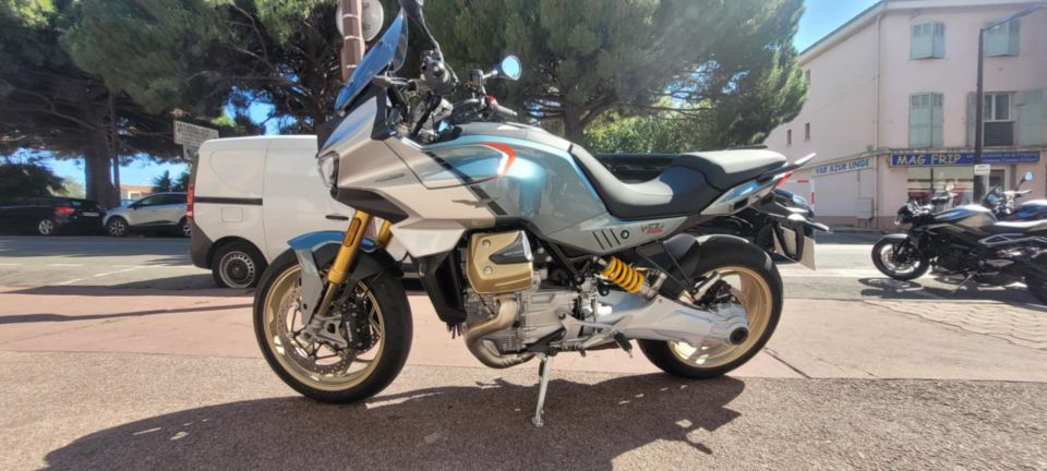 MOTO GUZZI V100  MANDELLO 4