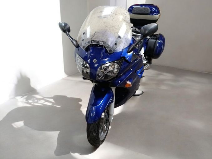 YAMAHA FJR 1300 4