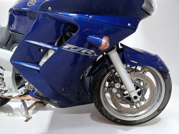 YAMAHA FJR 1300 4