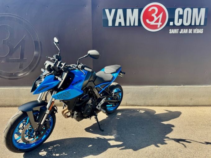 SUZUKI GSX-8S A2 4