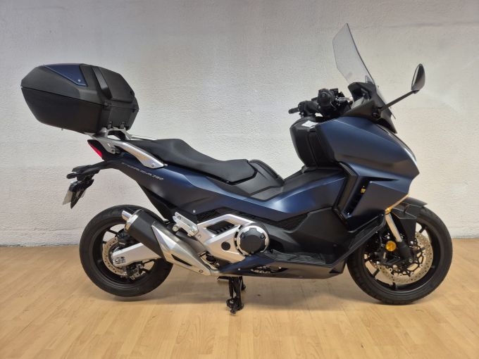 HONDA NSS FORZA 750 4