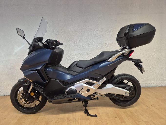 HONDA NSS FORZA 750 4