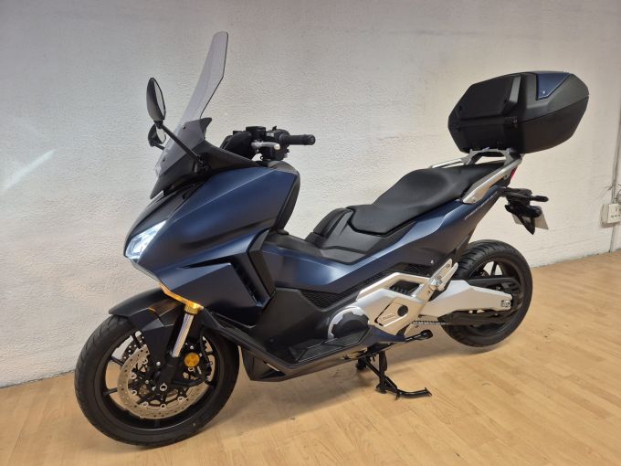HONDA NSS FORZA 750 4