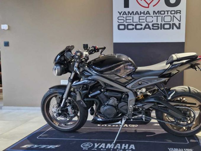 TRIUMPH STREET TRIPLE 765 RS 4