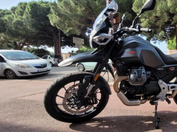 MOTO GUZZI V85 TT 850 4