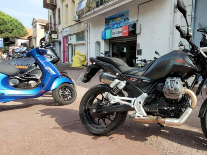 MOTO GUZZI V85 TT 850 4
