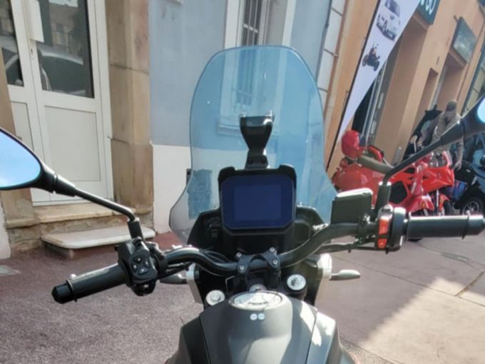MOTO GUZZI V85 TT 850 4