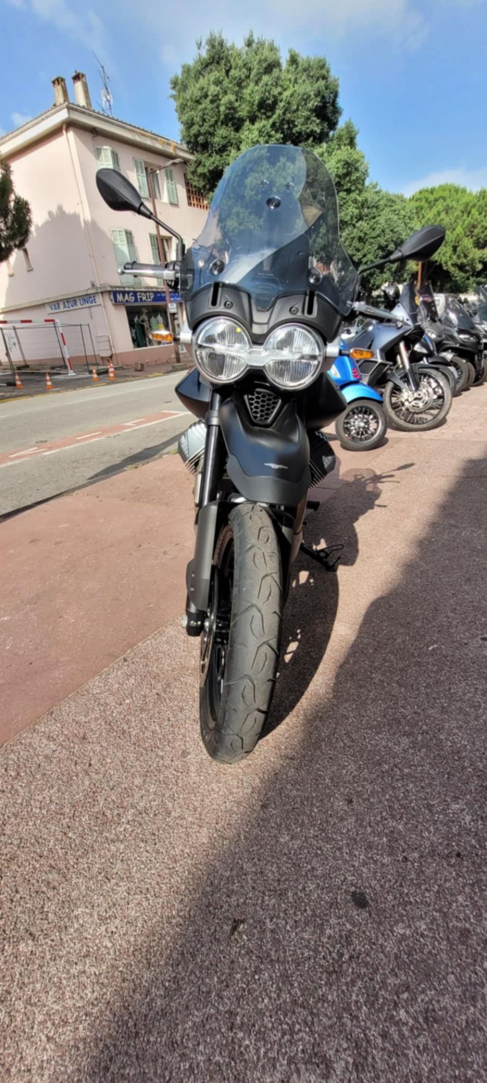 MOTO GUZZI V85 TT 850 4