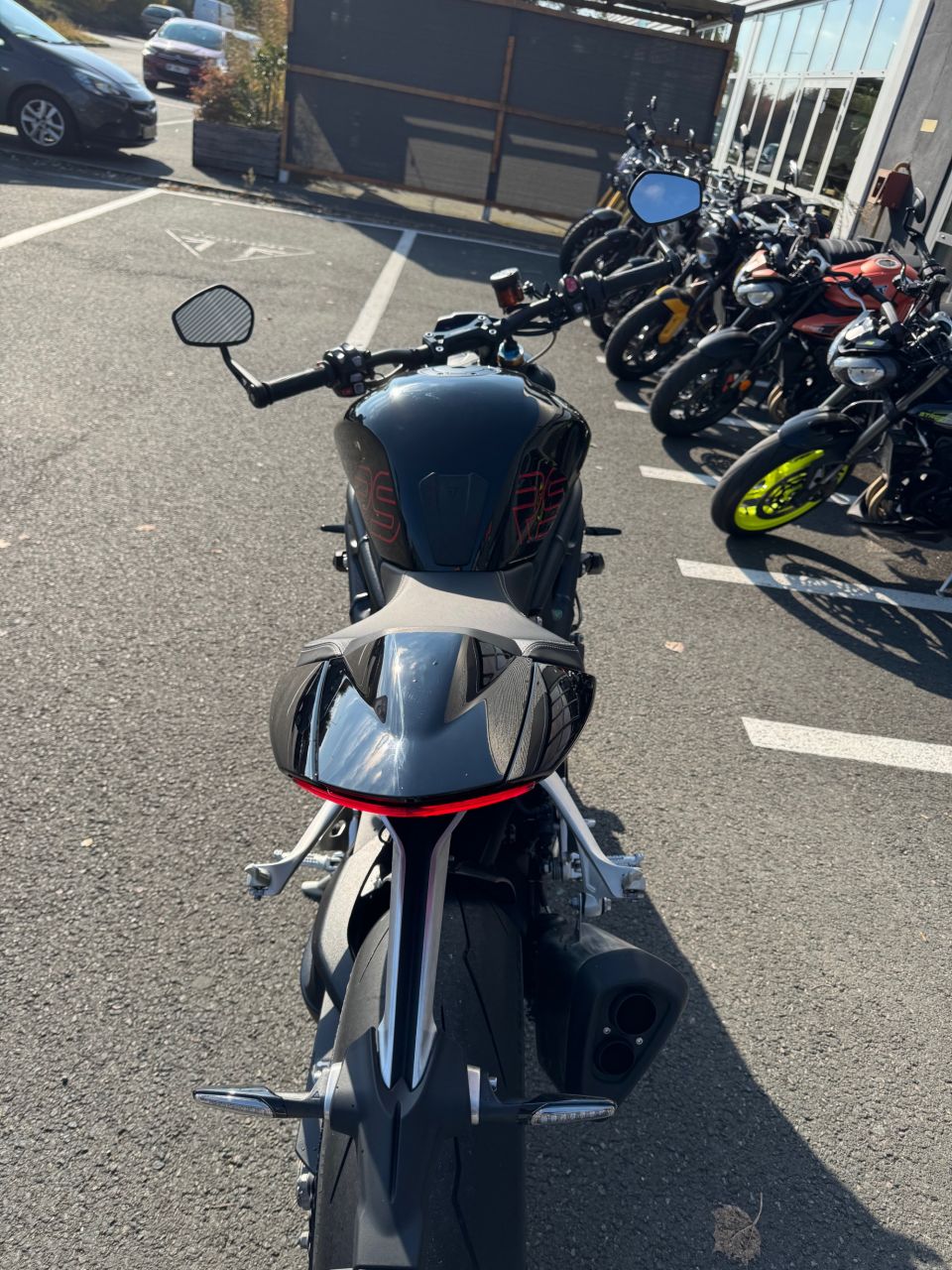 TRIUMPH SPEED TRIPLE 1200 RS 4