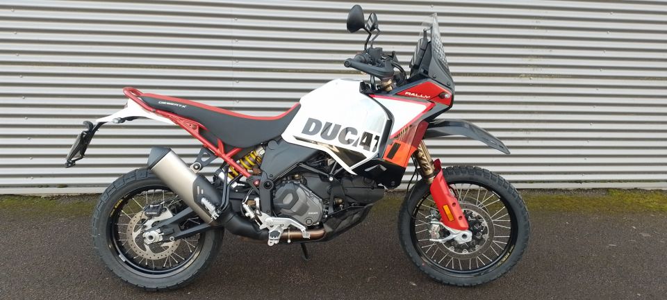 DUCATI DESERT X RALLY 4