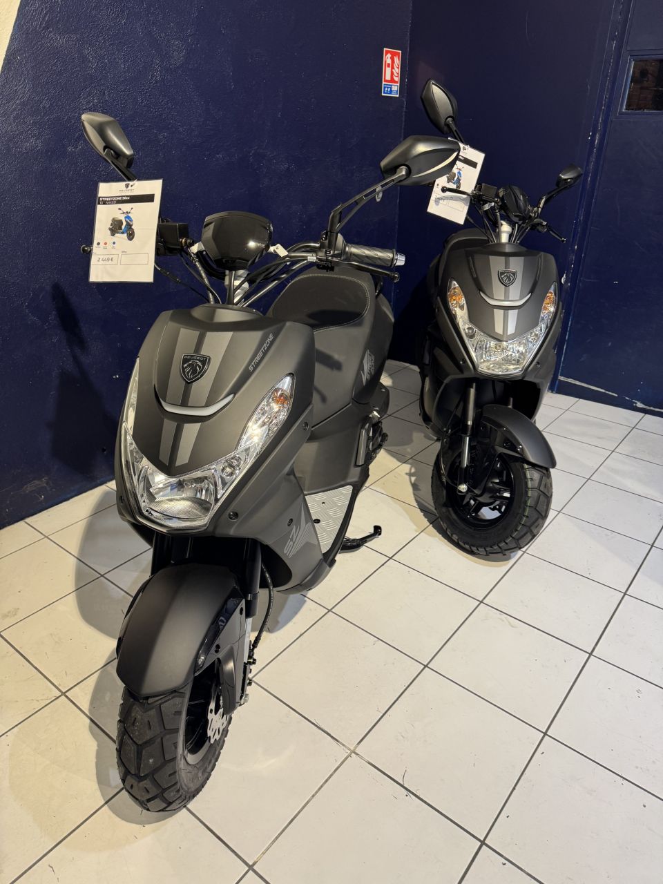 PEUGEOT STREET ZONE 50 4