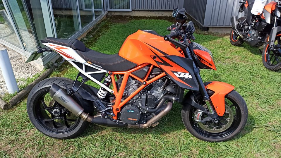 KTM 1290 SUPER DUKE R 4