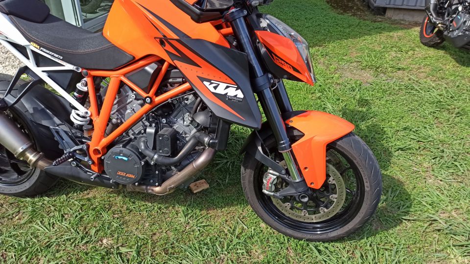 KTM 1290 SUPER DUKE R 4