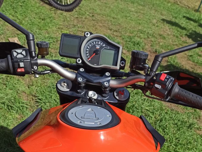 KTM 1290 SUPER DUKE R 4
