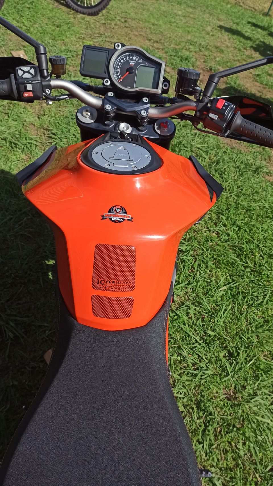 KTM 1290 SUPER DUKE R 4