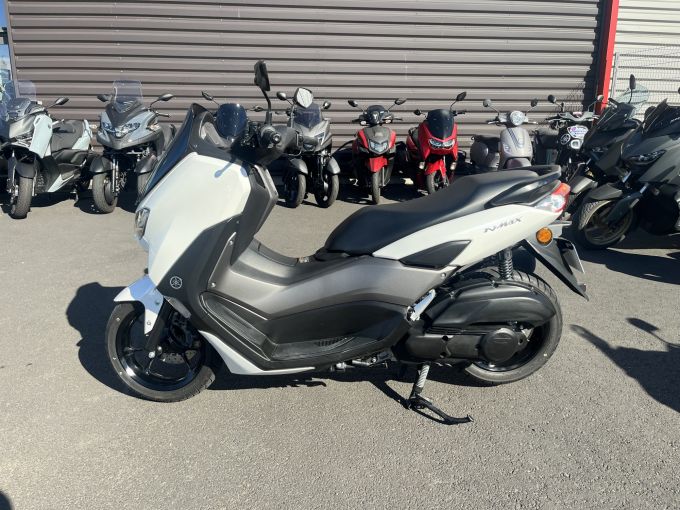 YAMAHA NMAX 125 4