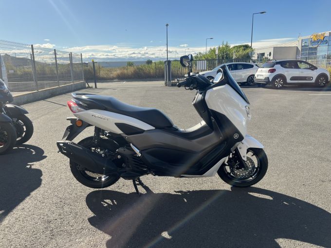 YAMAHA NMAX 125 4