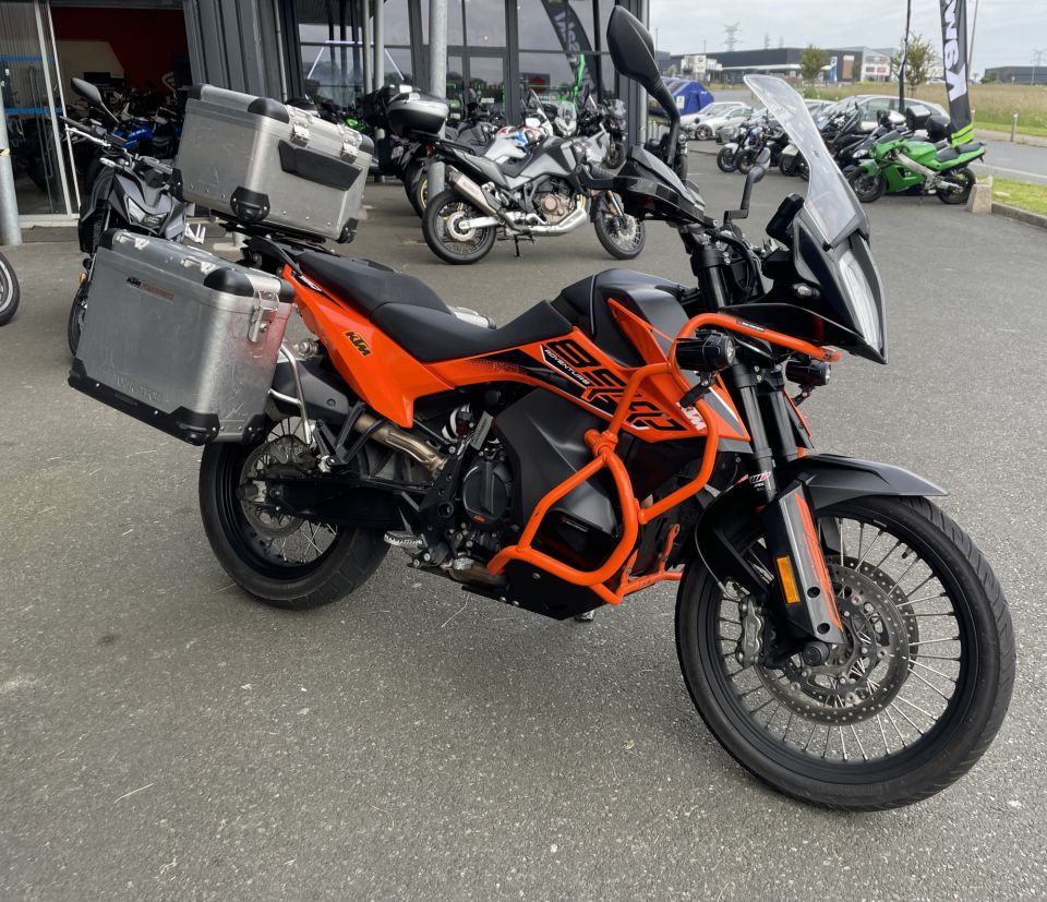 KTM 890 ADVENTURE 4