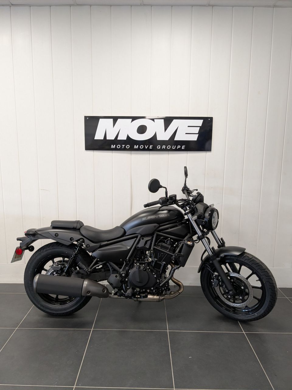 KAWASAKI Eliminator 500 SE 4