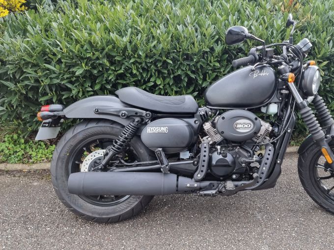 HYOSUNG BOBBER 300 4