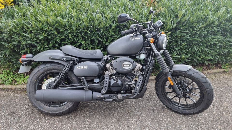 HYOSUNG BOBBER 300 4