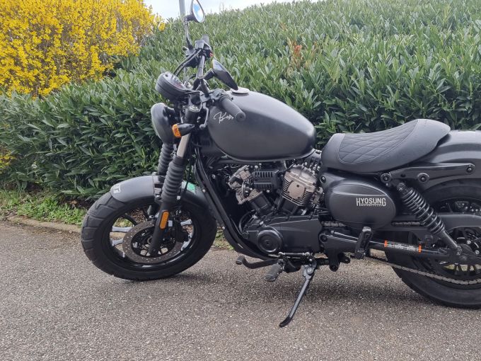 HYOSUNG BOBBER 300 4