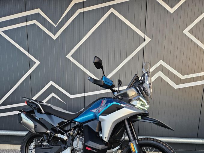 CF MOTO 800MT-X 4