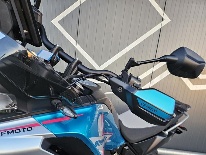 CF MOTO 800MT-X 4