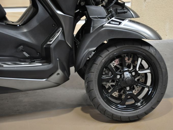 YAMAHA TRICITY 300 4