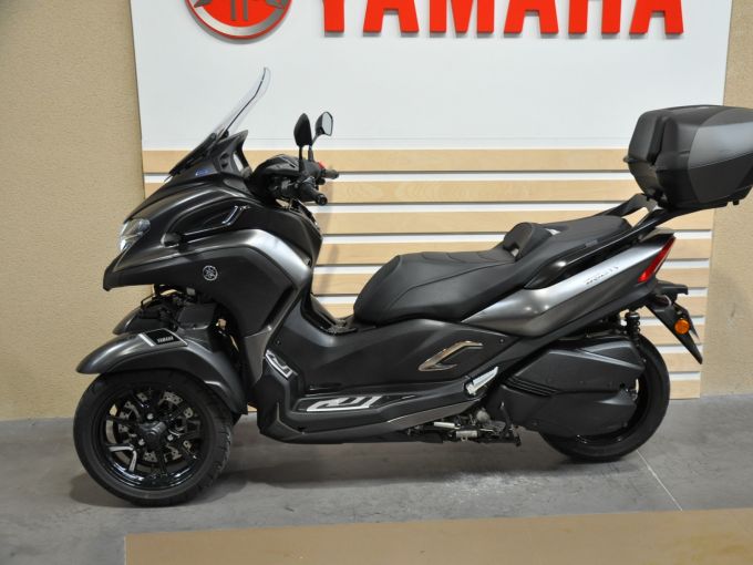 YAMAHA TRICITY 300 4