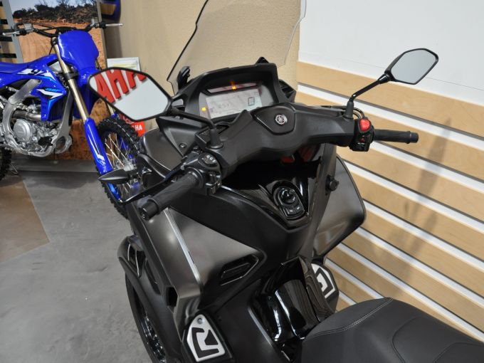 YAMAHA TRICITY 300 4