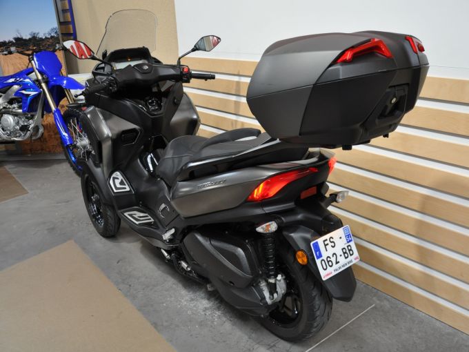 YAMAHA TRICITY 300 4