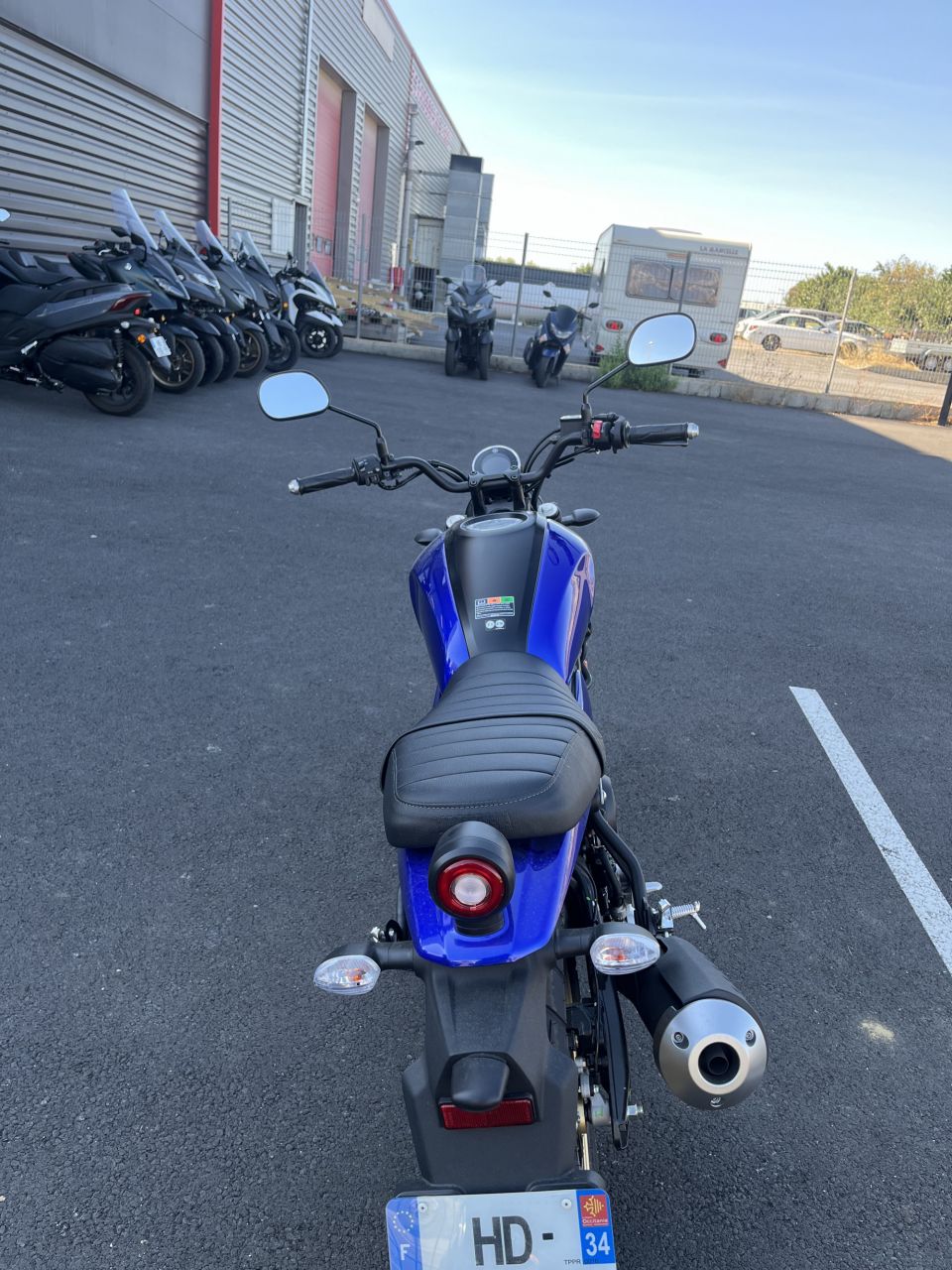 YAMAHA XSR 125 4