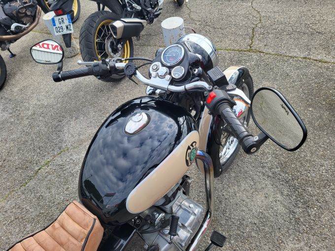 ROYAL ENFIELD BULLET 500 CLASSIC 4