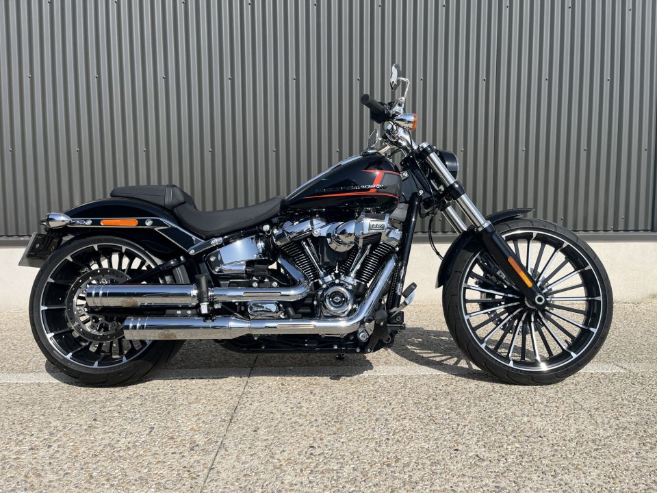 HARLEY-DAVIDSON SOFTAIL BREAKOUT 1923 4