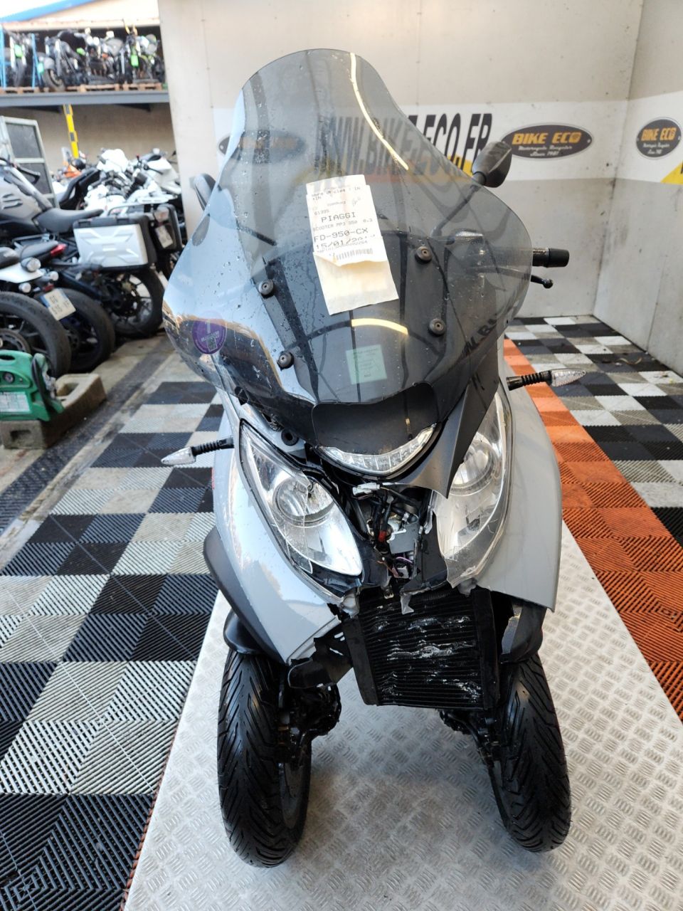 PIAGGIO MP3 350 ABS/ASR 4