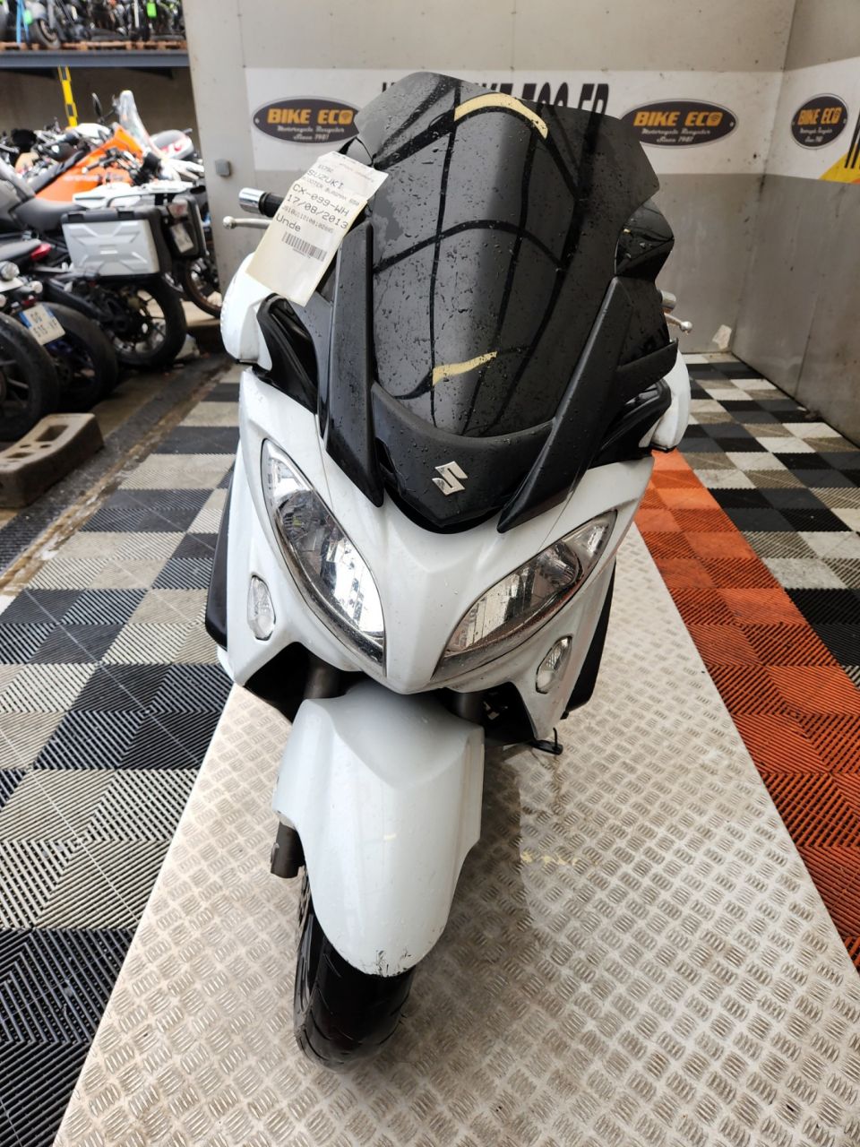 SUZUKI BURGMAN 650 4