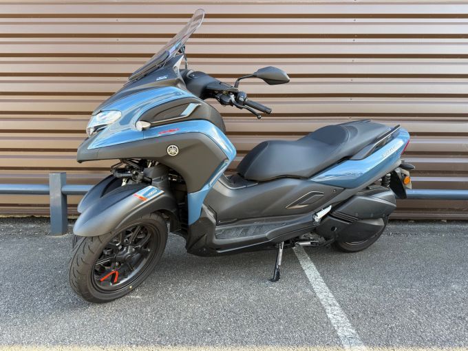YAMAHA TRICITY 300 4