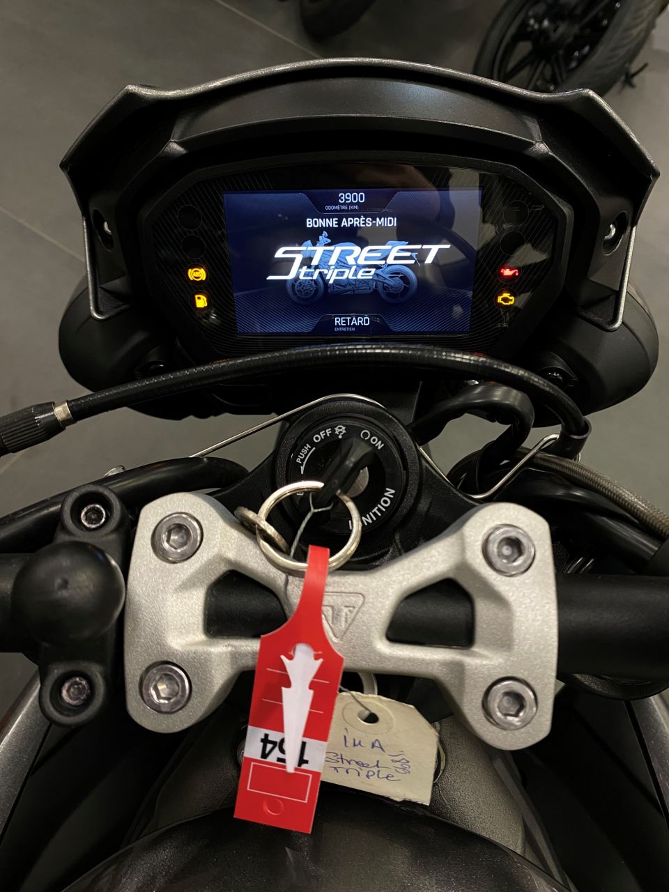 TRIUMPH STREET TRIPLE 765 RS 4